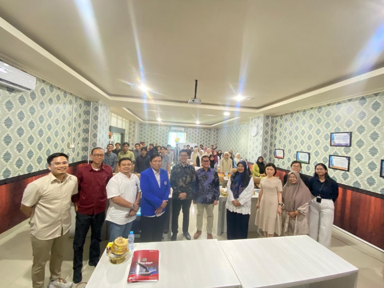Fakultas Teknik Unismuh Makassar Perkuat Kolaborasi Industri dengan Leica Geosystems dan SuperMap