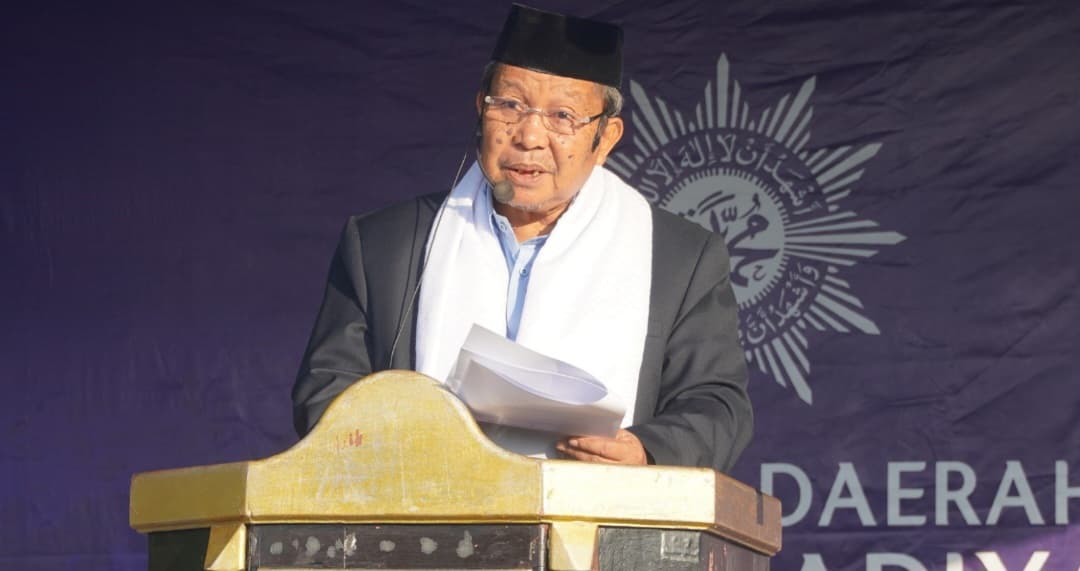 KH Saleh Molla Tekankan Tauhid dan Keikhlasan dalam Khutbah Iduladha di Gowa