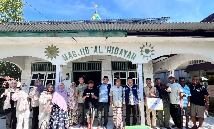 PDM Makassar Jangkau Warga Pulau Kodingareng dengan Kurban dan Cek Kesehatan Gratis