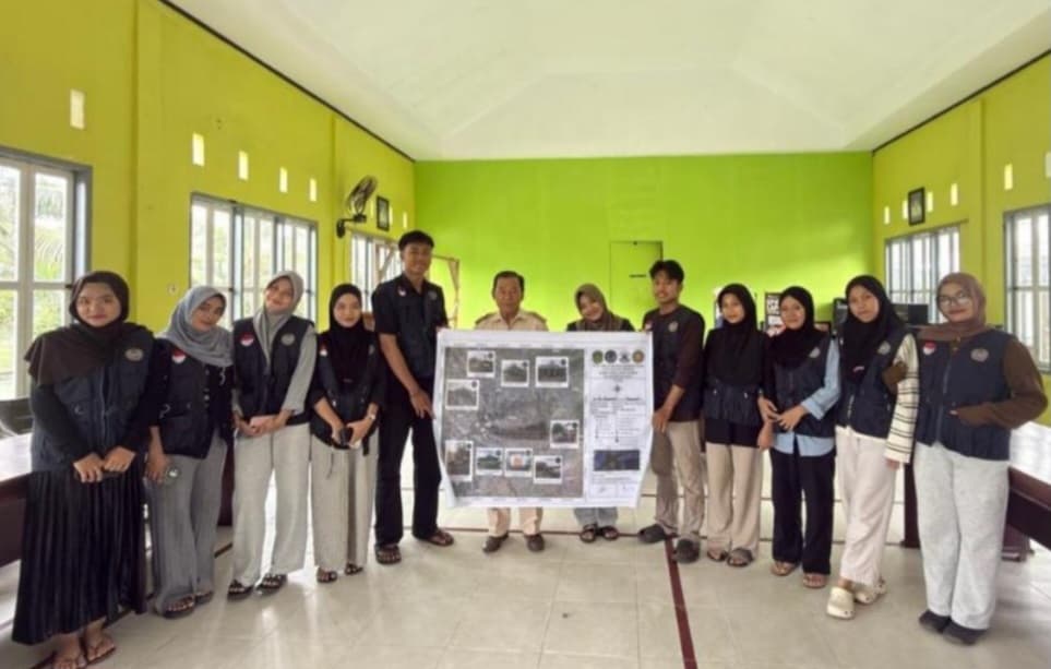 Mahasiswa UM Palopo Inovasi Peta Infrastruktur Berbasis AI untuk Desa Bangun Jaya