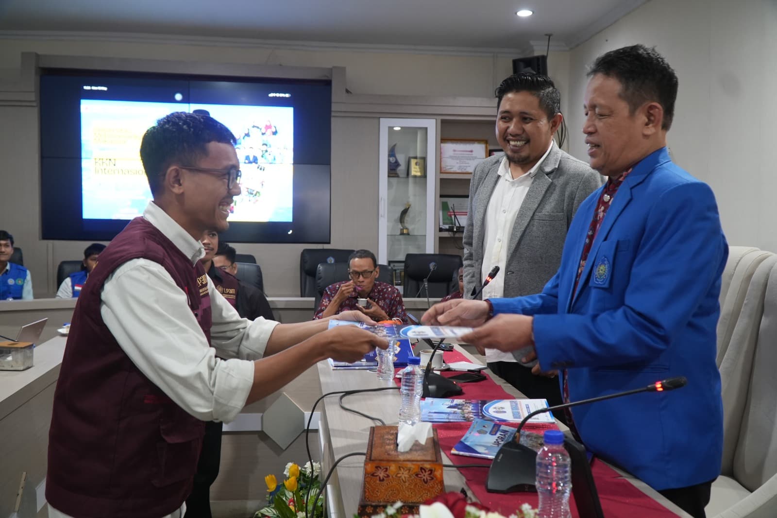 Unismuh Makassar Berangkatkan 30 Mahasiswa KKN Internasional ke Thailand