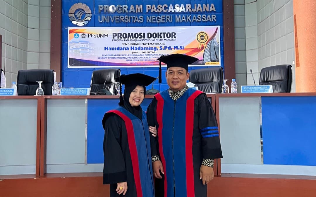 Perjalanan Tiga Jenjang Studi Bersama: Pasangan Dosen Unismuh Raih Gelar Doktor Serentak