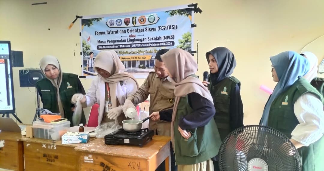 FKIK Unismuh Ajak Siswa SMA Muhammadiyah 7 Belajar Farmasi dan Wirausaha