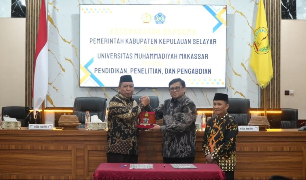 Penandatanganan kerja sama Unismuh Makassar dan Pemkab Kepulauan Selayar