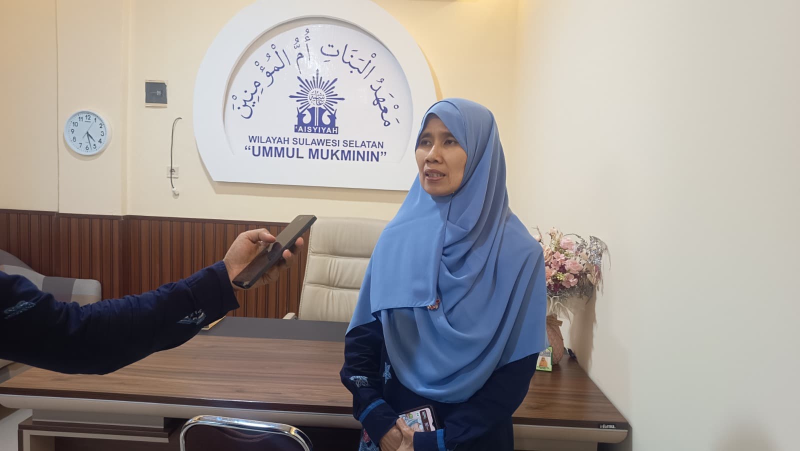 Kontingen Pondok Pesantren Puteri Ummul Mukminin Aisyiyah Sulsel dalam dokumentasi yang menyertai laporan Khittah.co tentang KSMN 2026