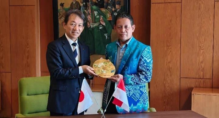 Rektor Unismuh Makassar