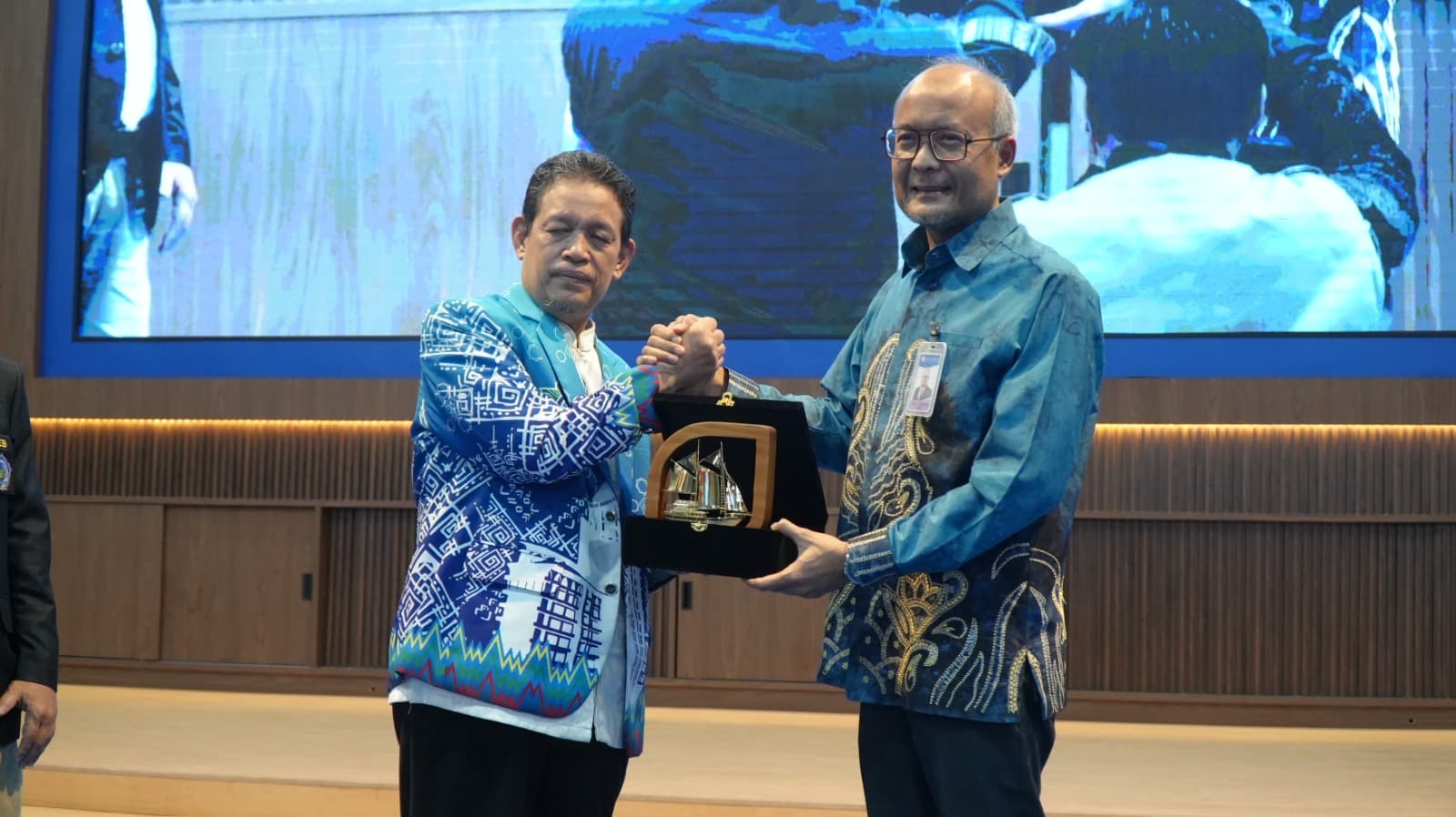 FEB Unismuh Makassar Bekali 621 Mahasiswa KKP, Dorong Kolaborasi dan Karier Global