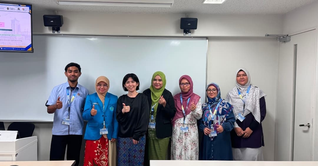 Presentasi riset FEB Unismuh Makassar di Tokyo