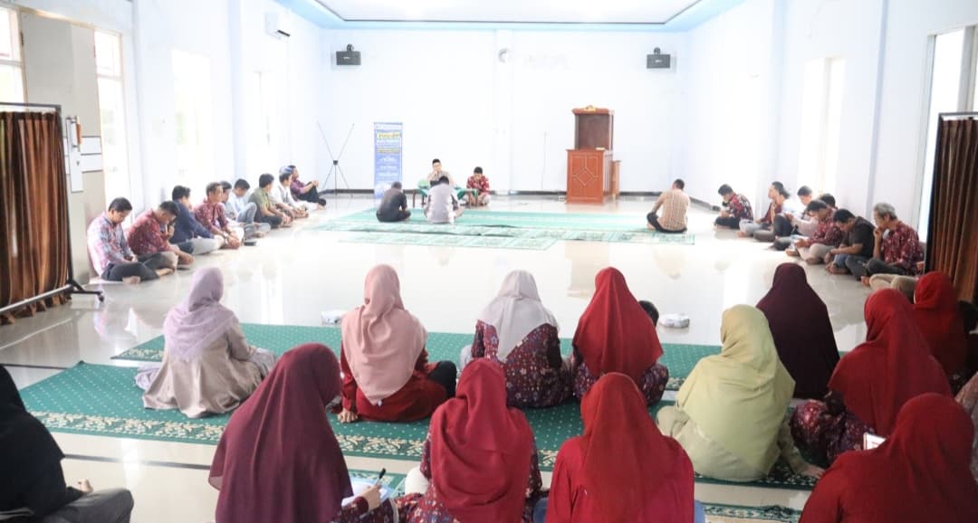 UIAD Sinjai Tegaskan Kepribadian Muhammadiyah lewat Pengajian Bulanan