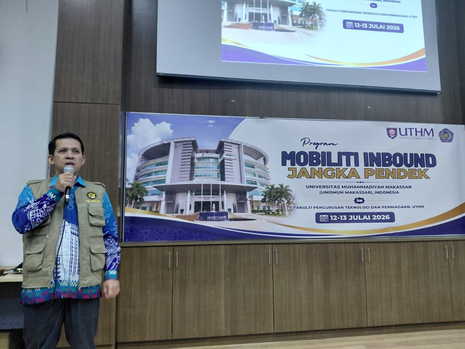 Dosen Unismuh Makassar Paparkan Strategi E-HRM untuk Daya Saing UMKM di Malaysia