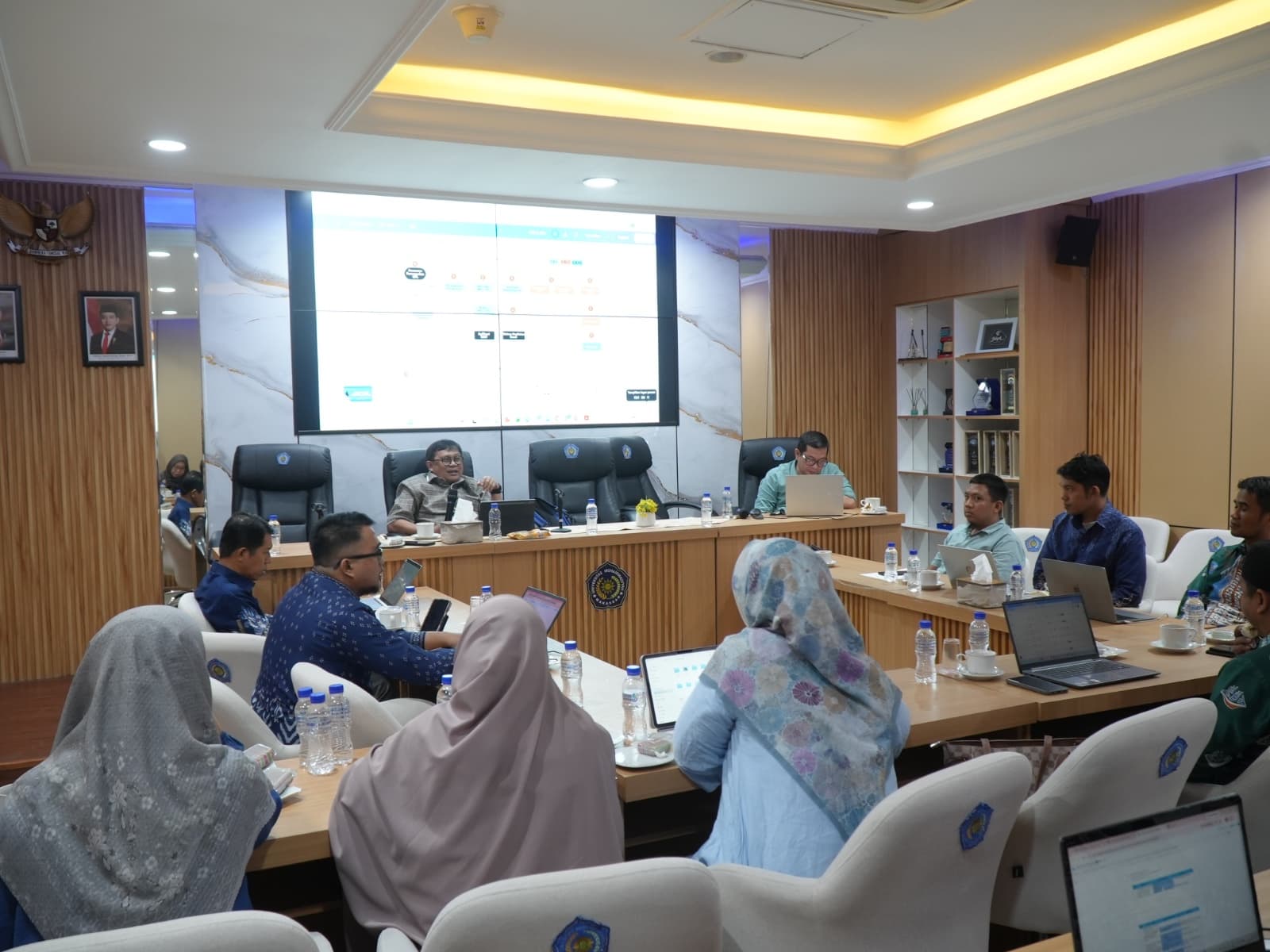 Rapat persiapan kurikulum OBE di Unismuh Makassar