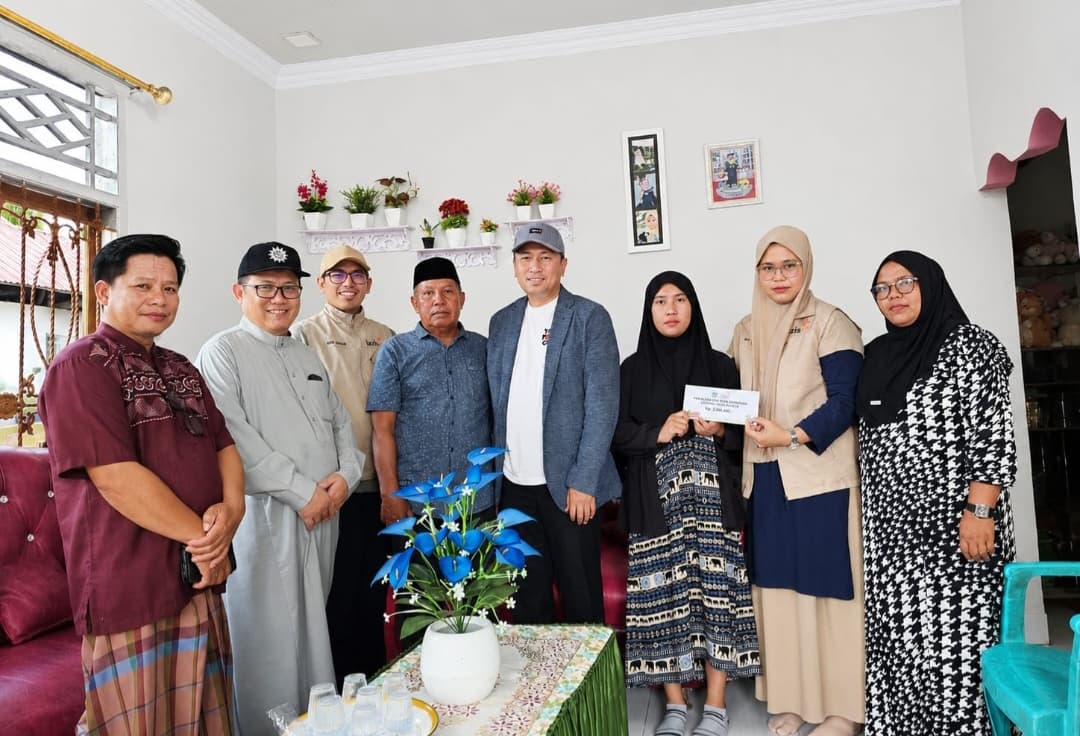 Penyaluran bantuan Lazismu Palopo kepada korban kebakaran di Kelurahan Songka