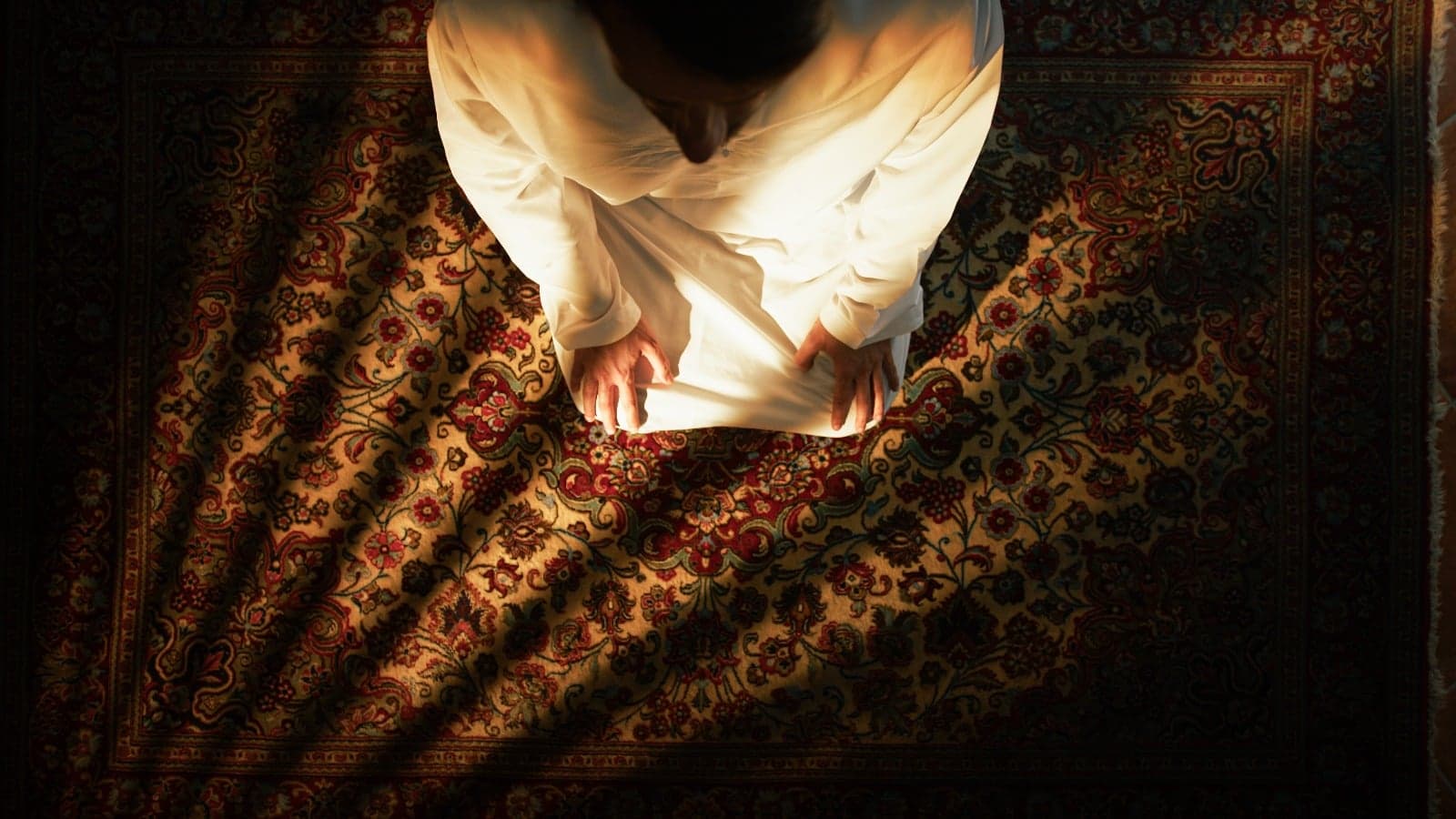 Iโtikaf di Bulan Ramadan: Tinjauan Syariat Berdasarkan Al-Qur'an dan Sunnah