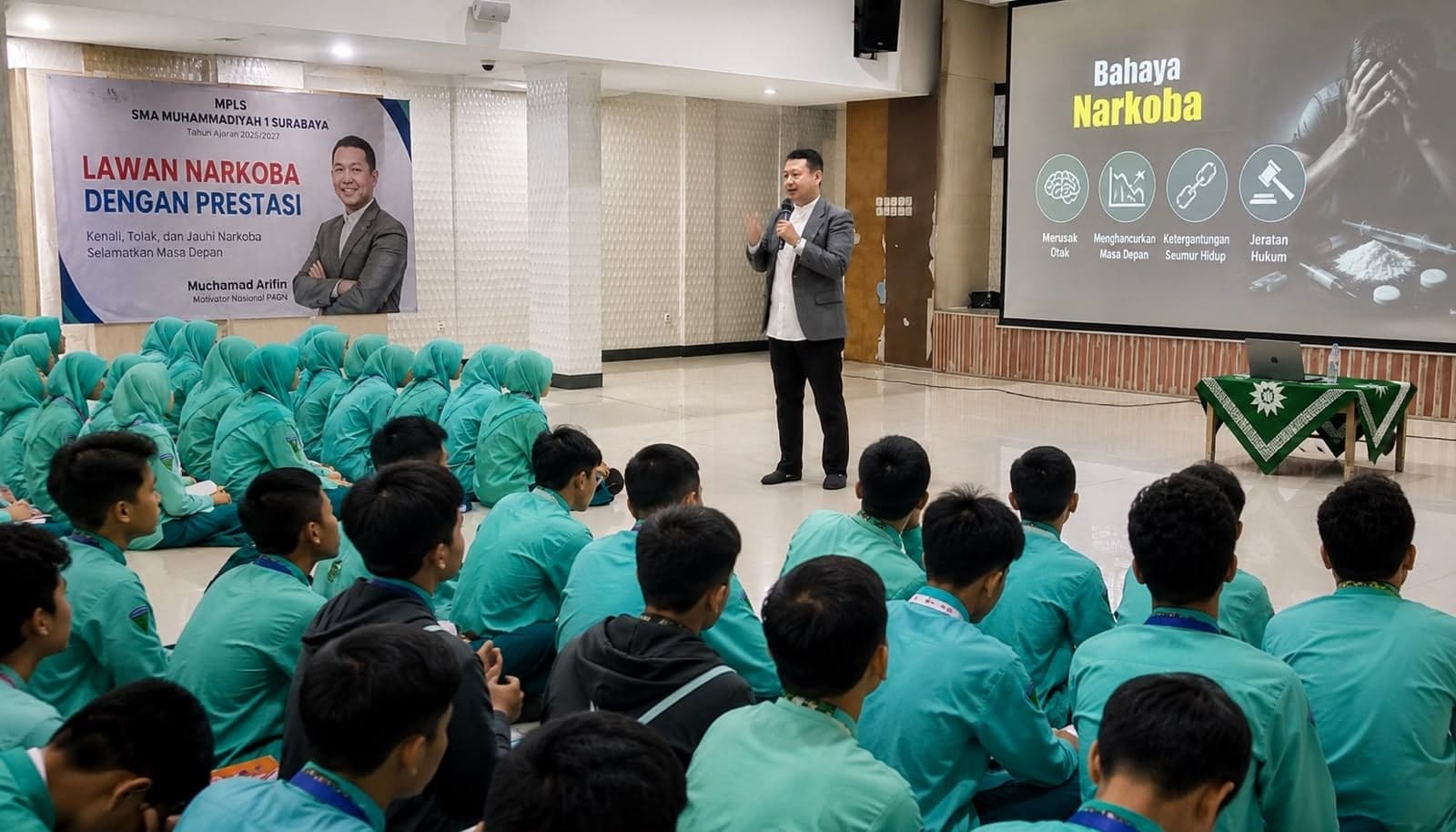 Perkuat Karakter, LDK PP Muhammadiyah Edukasi Pelajar Surabaya tentang Narkoba