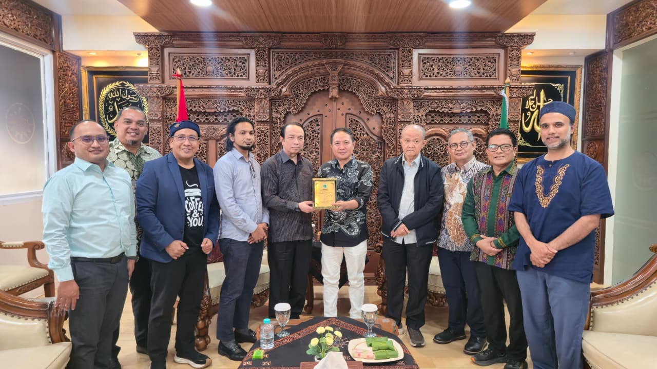 Pimpinan Pusat Muhammadiyah Jalin Silaturahmi dan Bahas Kolaborasi dengan Jamiyah Singapura serta