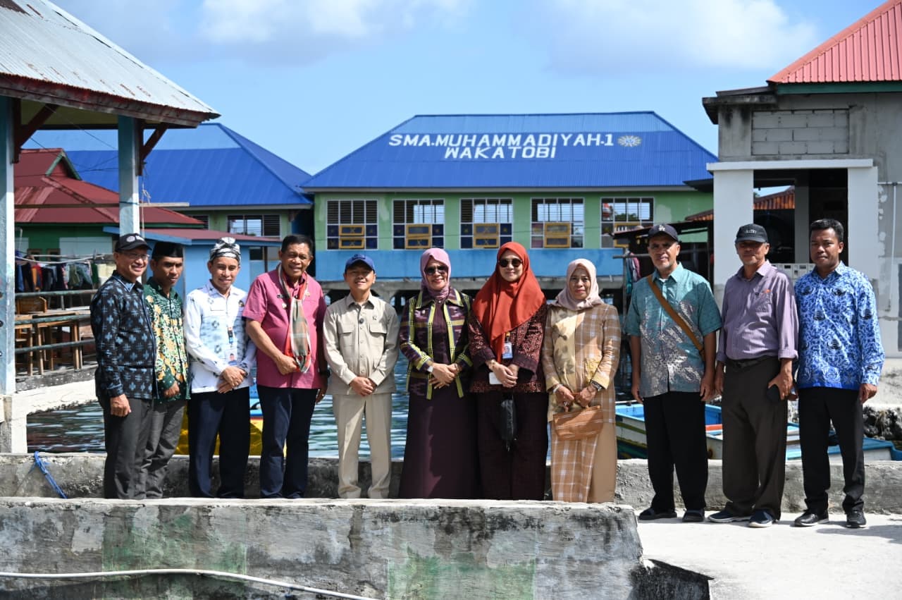 Wamendikdasmen Fajar Riza Ul Haq Tinjau SMA Muhammadiyah Wakatobi, Soroti Mutu Pendidikan Inklusif