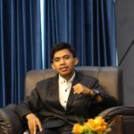 Puasa dan Keseimbangan Sosial (Kultum Tarawih Imajiner Ustadz Talcott Parsons)