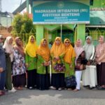 Muhammadiyah Pinrang Gelar Shalat Idul Fitri di Sembilan Titik, Prof Arifuddin Ahmad Bertindak Sebagai Khatib di Halaman Masjid Mujahidin